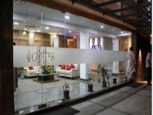 Oyster Airport Hotel Hyderabad Exterior foto